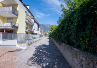 BILOCALE CON BAGNO FINESTRATO